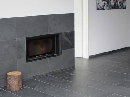 Kaminofen & Natursteinfliesen jonastone